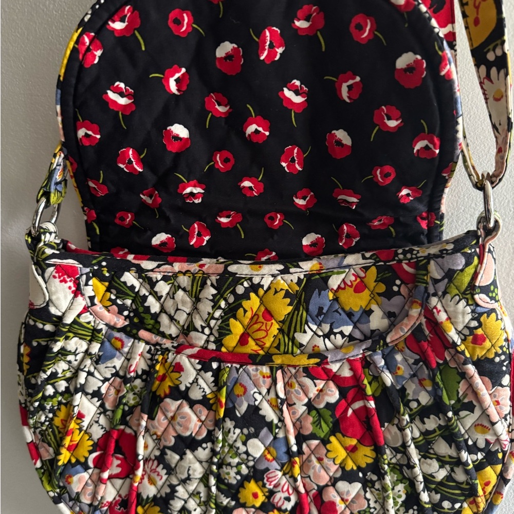 Vera Bradley crossbody bag RARE, retired pattern: poppy fields - Picture 5 of 9